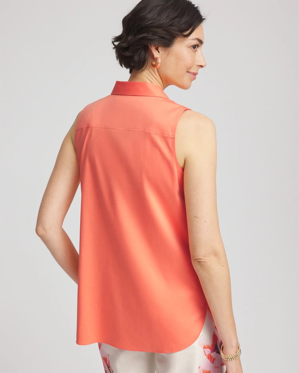 No Iron™ Sleeveless Sateen-Stretch Shirt