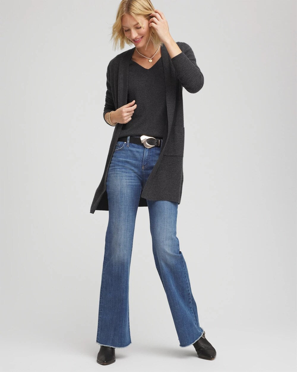 Relaxed V-Neck Cashmere Sweater