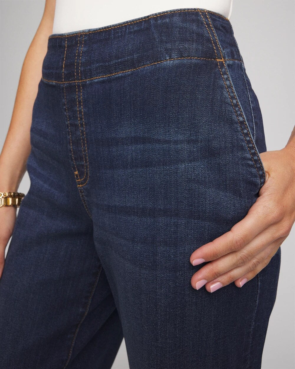 Pull-On Boyfriend Cropped Jeans
