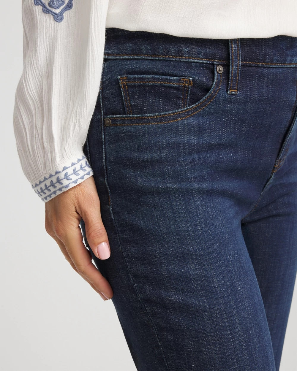 Girlfriend Slim Ankle Jeans