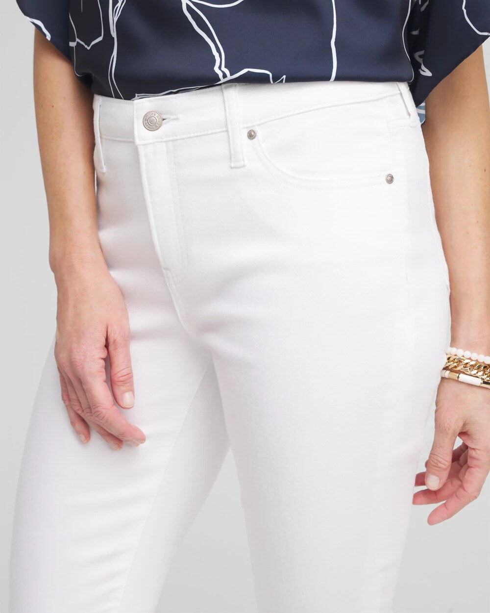 No Stain Girlfriend Jeans