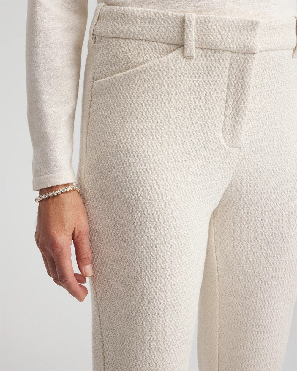 Matelassé Slim Tapered Ankle Pants