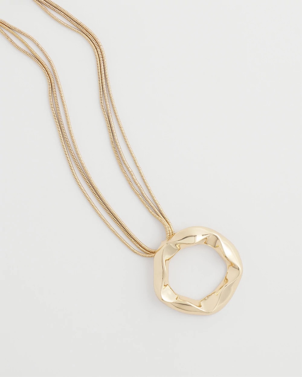 Short Circle Pendant