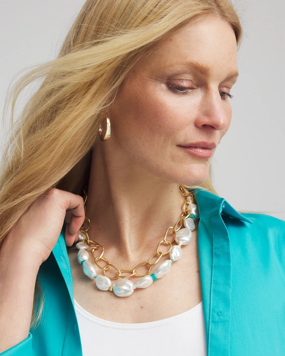 Pearlescent Goldtone Collar Necklace