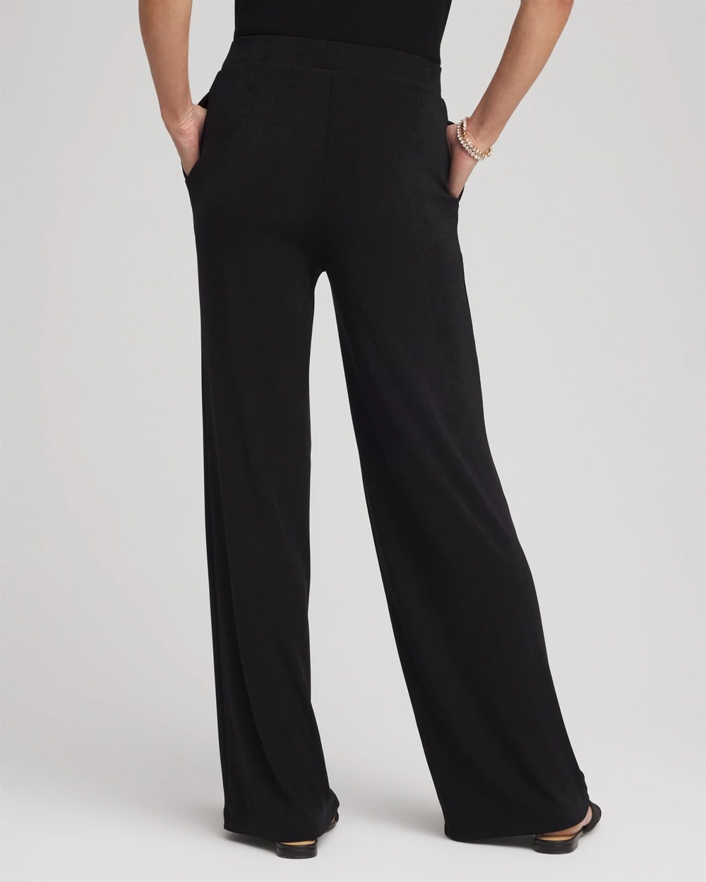 Petite Travelers™ Wide-Leg Pocket Pants