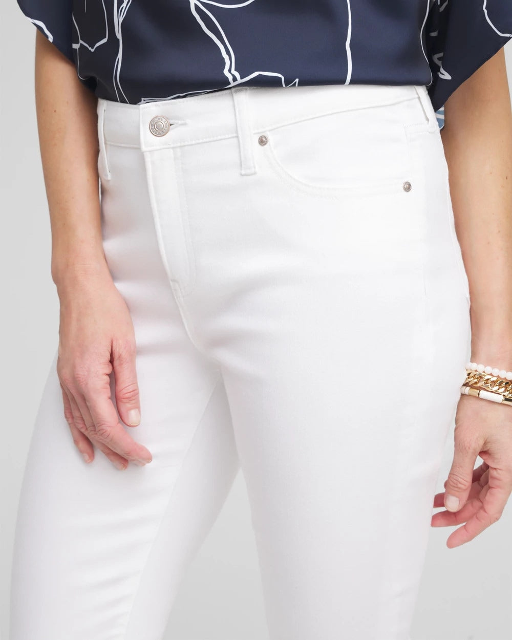No Stain Girlfriend Jeans
